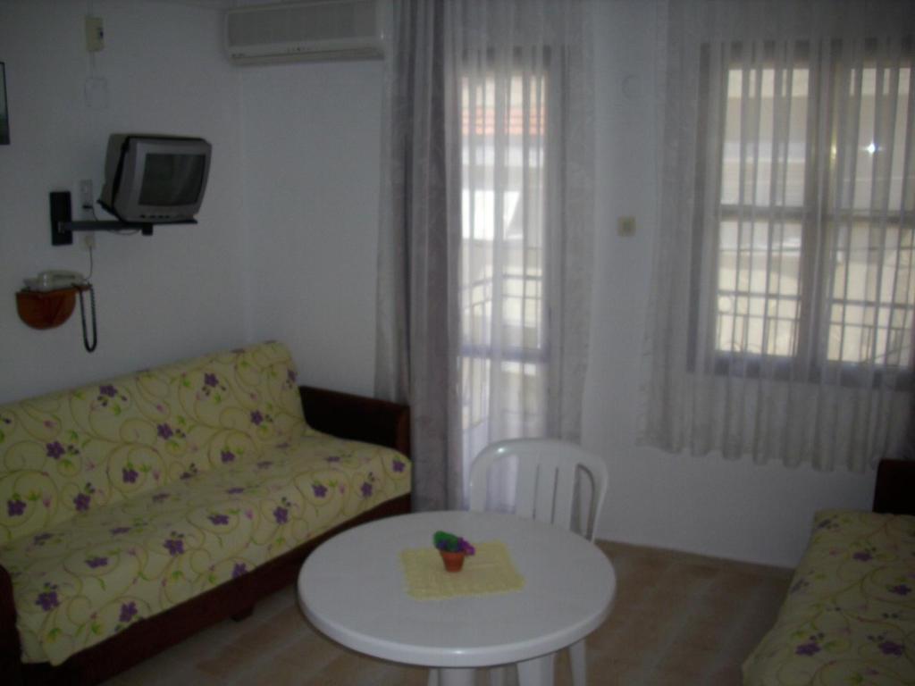 Cesme Vural Apart Hotel Rum bild
